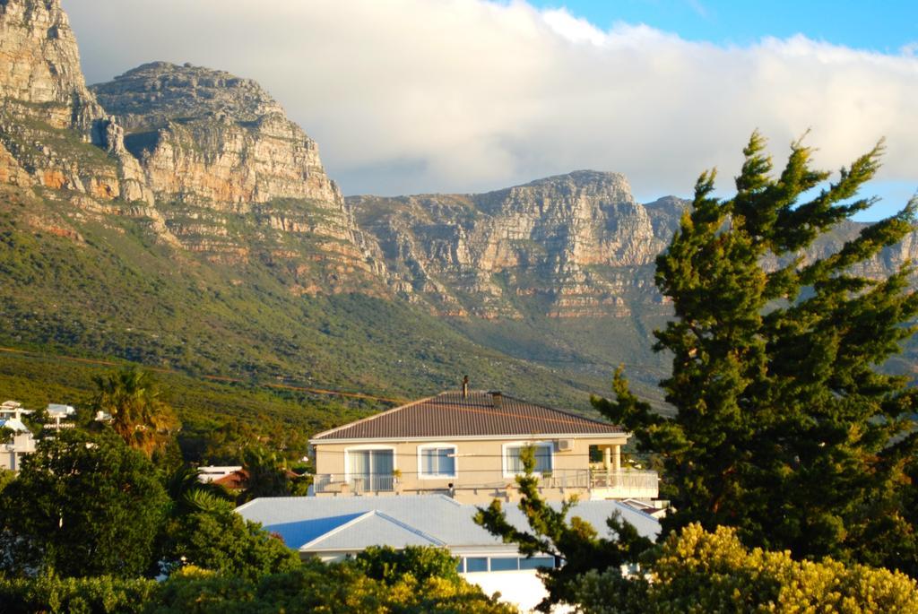 Surprise Guest house Cape Town