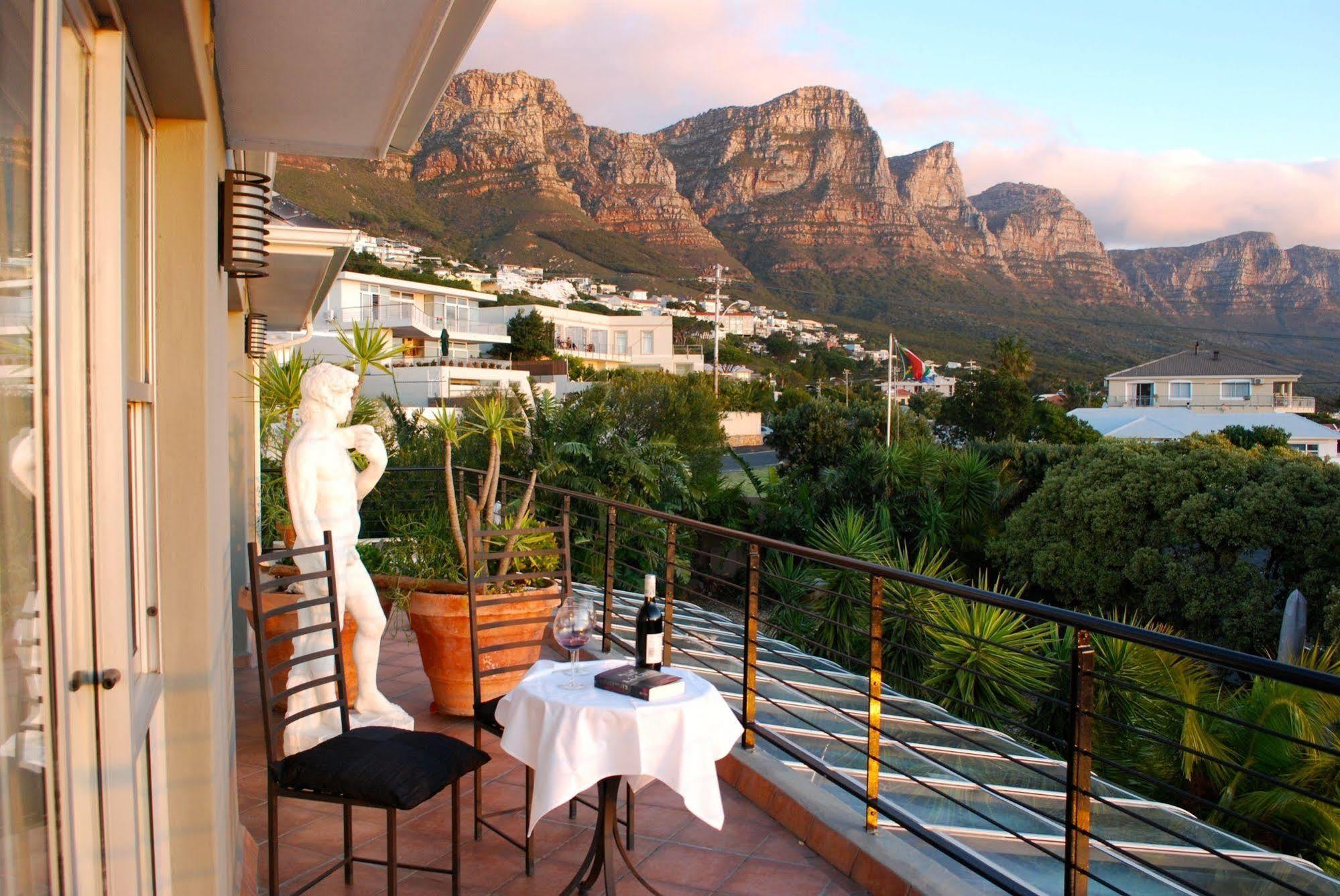 Surprise 4* Cape Town